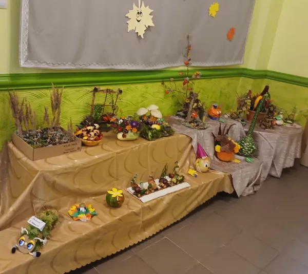 IZSTĀDE ,,rRUDENS KRĀŠŅUMĀ". / 23.09. - 27.09.