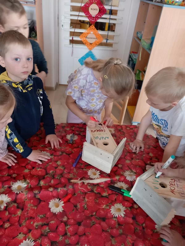 Spraigais aprīļa mēnesie ,,Bitītēs"