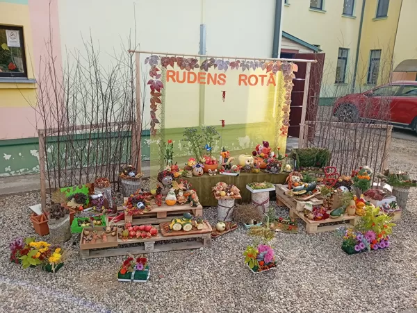 Izstāde ,,Rudens rotā"