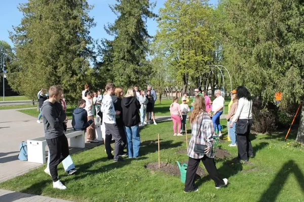 ,,Visur tikai rozes zied"  / 05.05.2024.